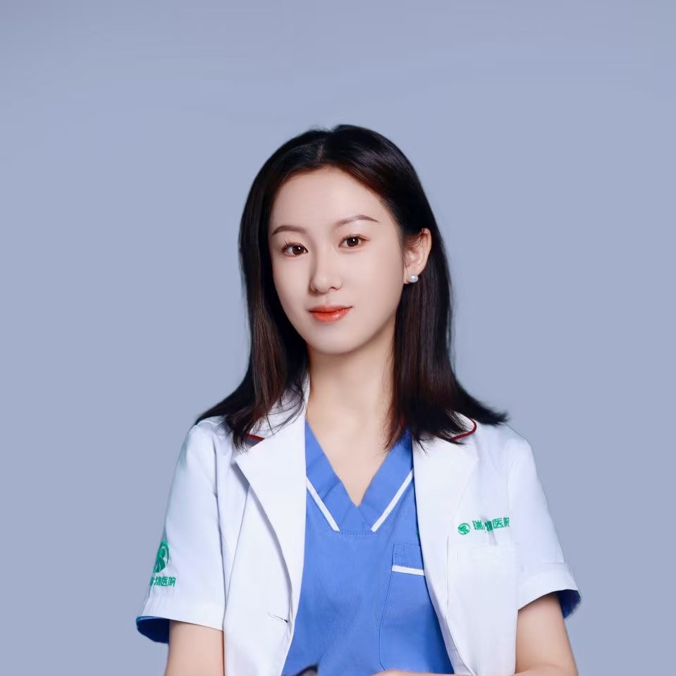 邓秀秀