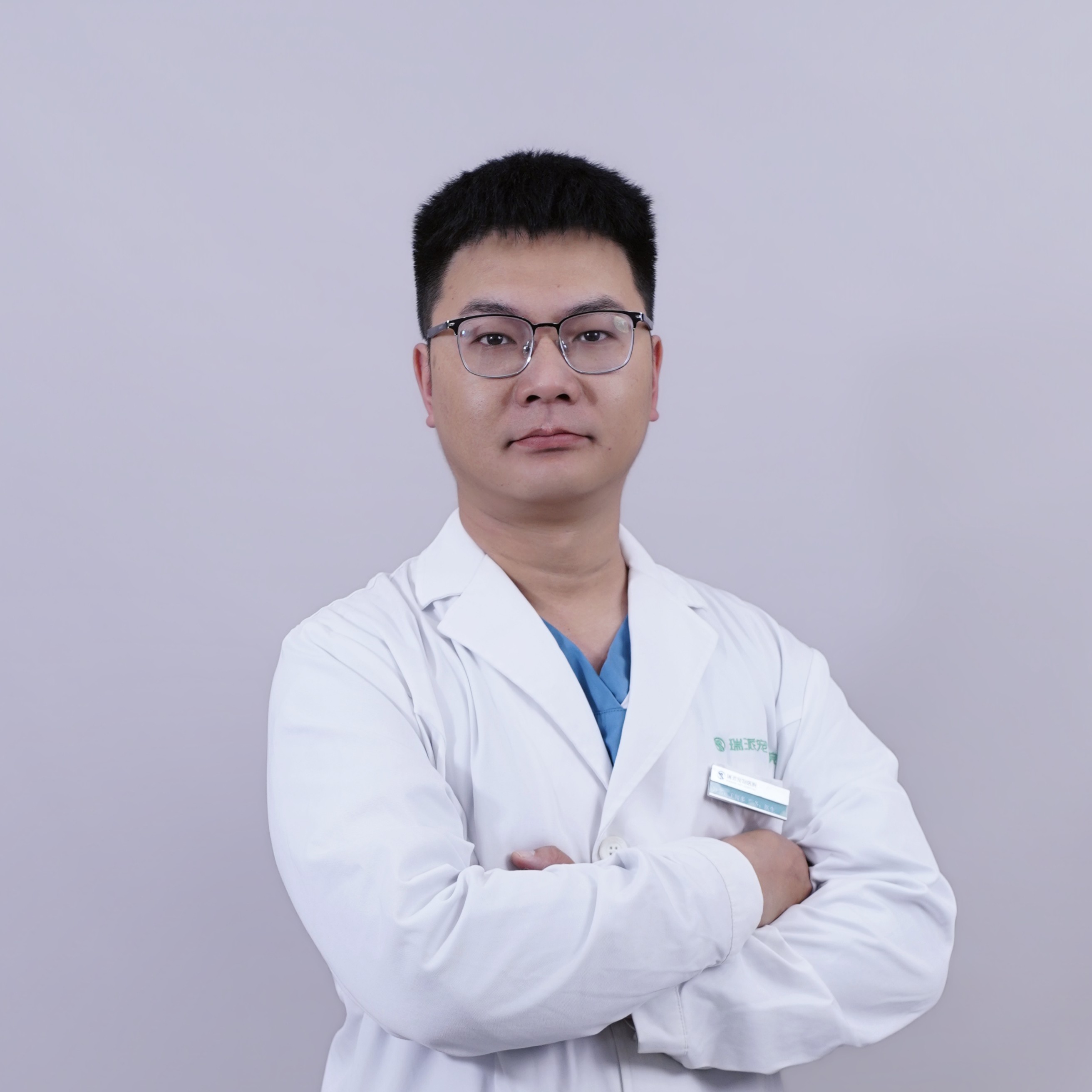 王闻多